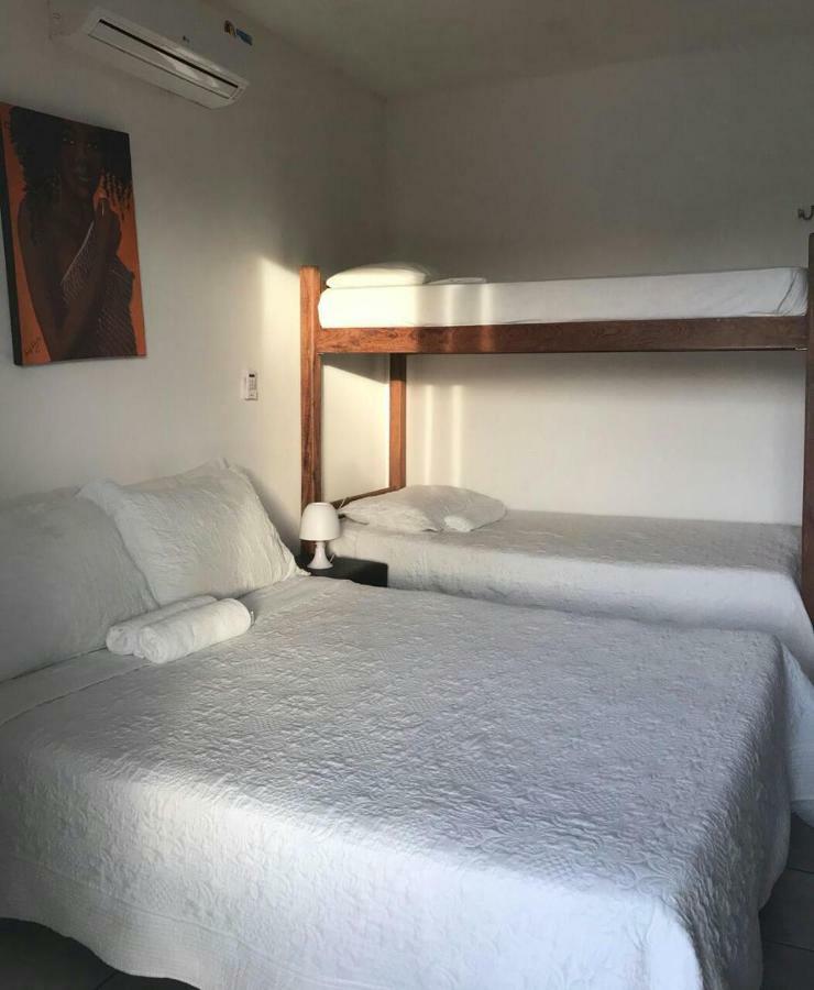 Pé Na Areia Inn 2*
